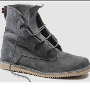Oliberte MoJoo X Mark McNairy Suede Boots